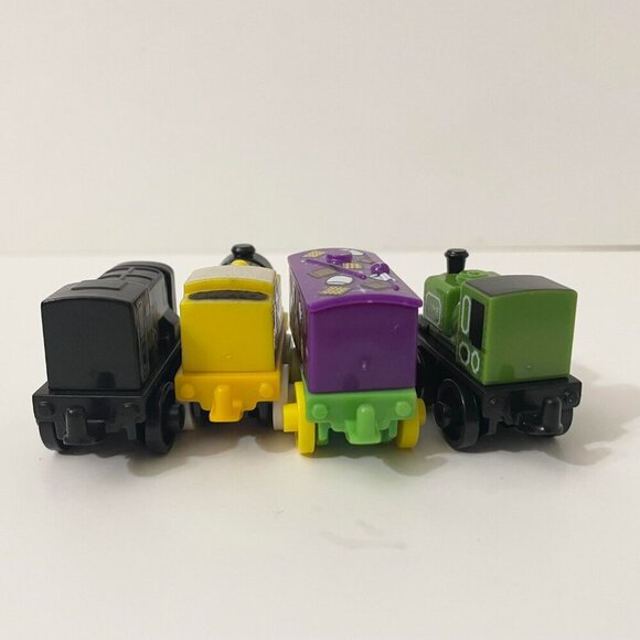 Lot of 10 Fisher Price Thomas and Friends Minis Train Engines - Picture 6 of 16
